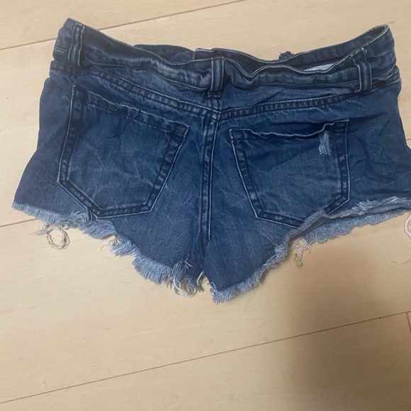 SOLD 📌 SOLD 📌jeans shorts - Picture 5 of 5